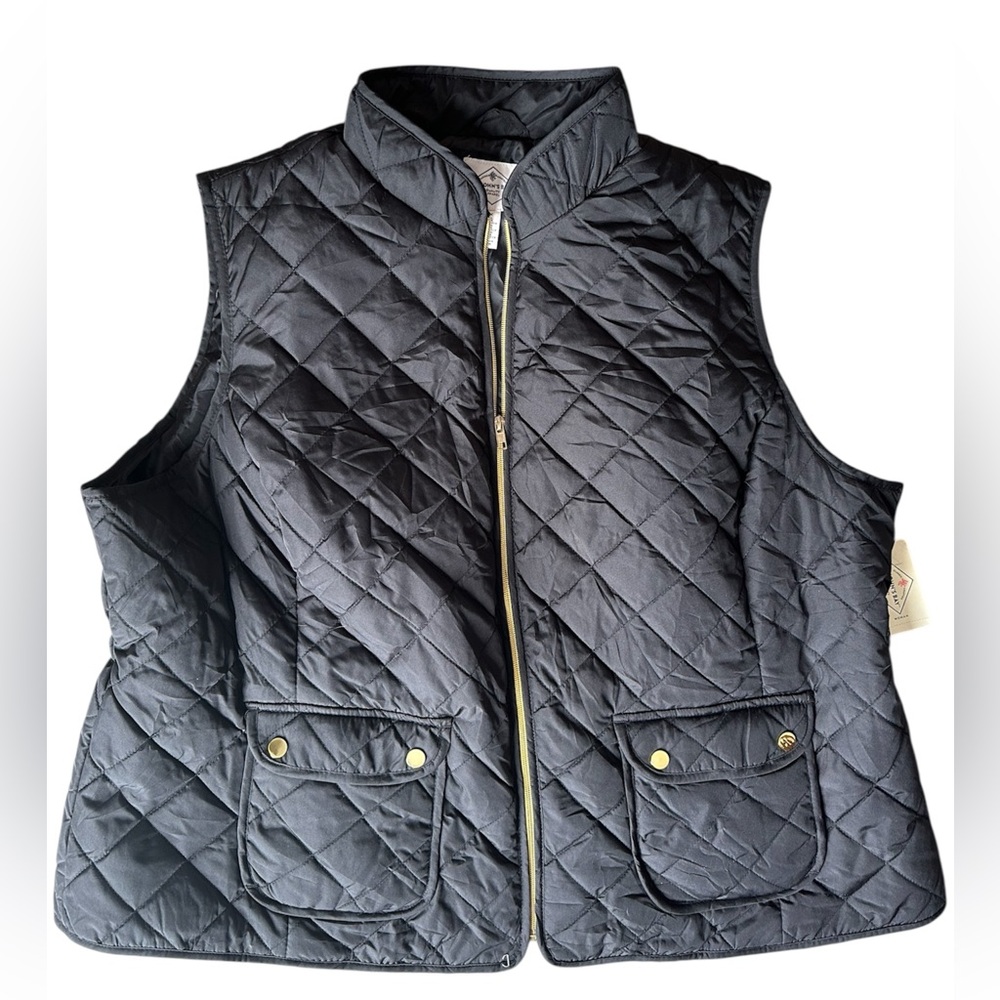 St. John's Bay Black Vest with Gold Zipper NWT